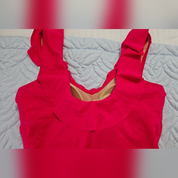 Tankini, pink, ruffle top, flattering - Picture 2 of 3